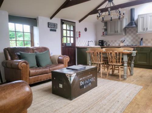 2 bed barn on smallholding