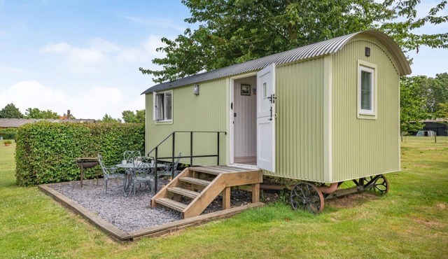 2 Bed in Barsham (oc-s32505)