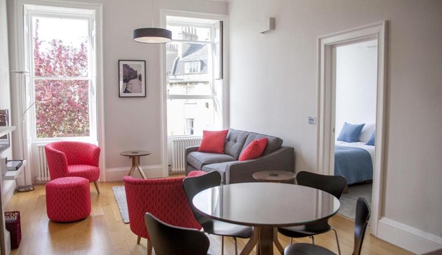 2 Bed in Bath oc-bhr43