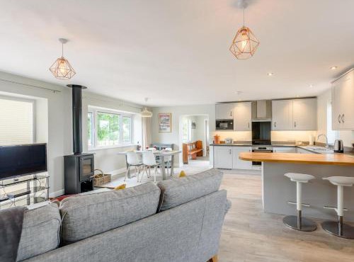 2 Bed in Newent oc-78696