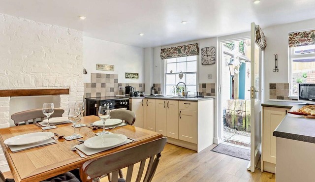 2 Bed in St. Leonards-on-sea (oc-92951)