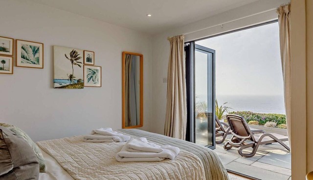 2 Bed in Torpoint (oc-91328)