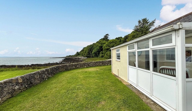 2 bedroom accommodation in Sandyhills