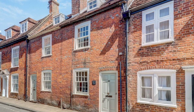 2 bedroom accommodation in Winchester