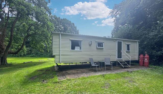 2 bedroom accommodation in Hevingham