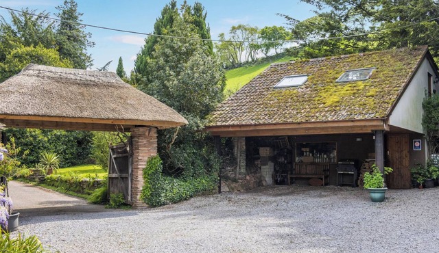 2 bedroom accommodation in Timberscombe, near Minehead