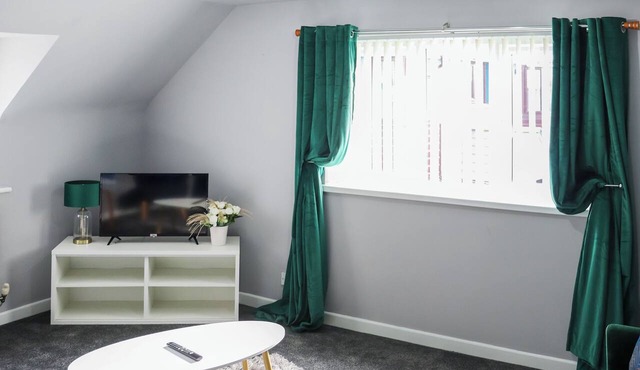 2 bedroom accommodation in Narberth