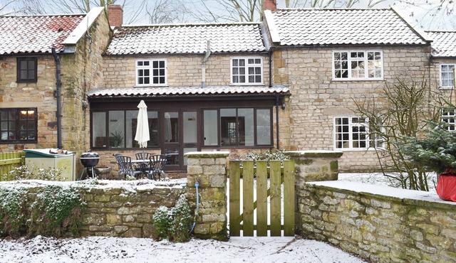 2 bedroom accommodation in Cropton, near Pickering