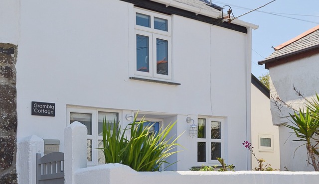 2 bedroom accommodation in Coverack, near Helston