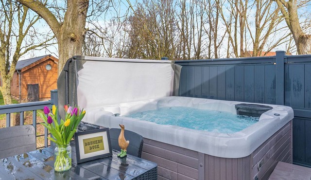 2 bedroom accommodation in Skirlaugh, Nr Hull
