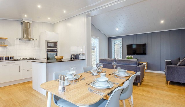 2 bedroom accommodation in Haddon in Haddon