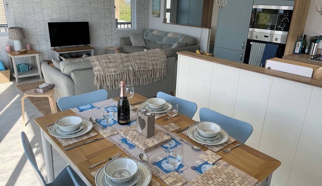 2 bedroom accommodation in Llanon in Llanon