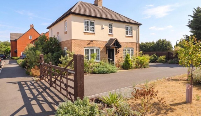 2 Clarke Close in Cambridge