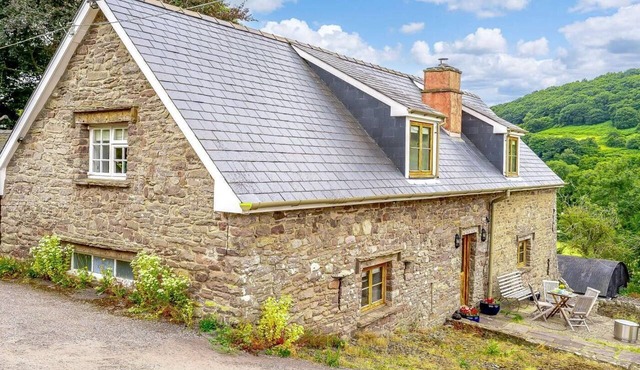 3 Bed in Abergavenny (oc-48309)