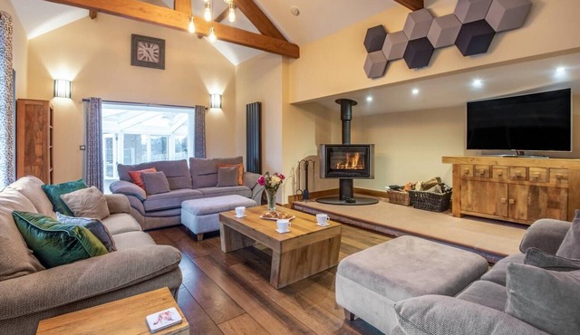 3 Bed in Brampton (oc-g34639)