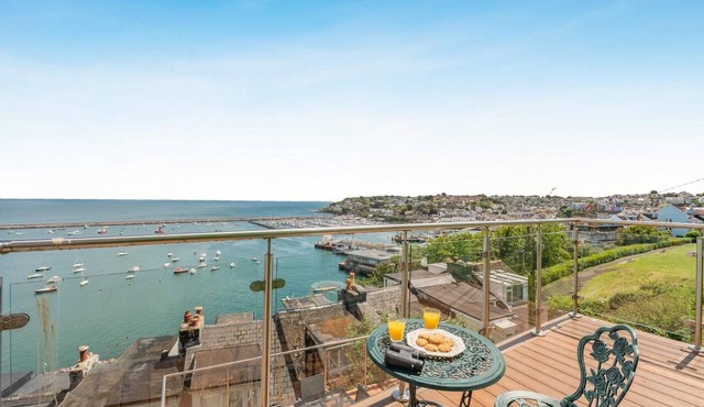 3 Bed in Brixham (oc-75382)