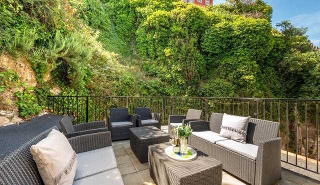 3 Bed in Brixham (oc-sdking)