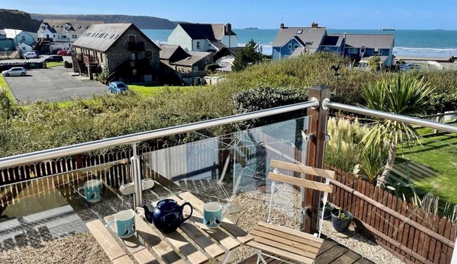 3 Bed in Broad Haven (oc-o27816)