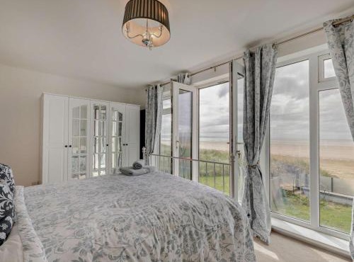 3 Bed in Burnham-on-sea oc-92964