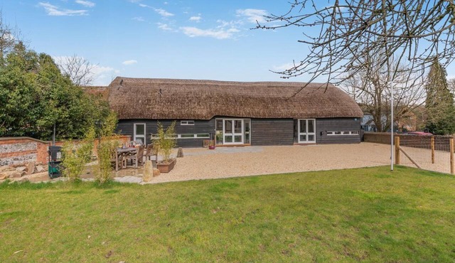 3 Bed in Eastbury (oc-t38204)