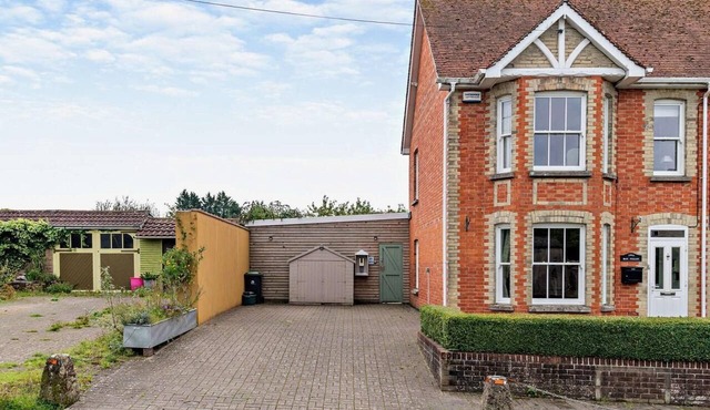 3 Bed in Gillingham (oc-53854)