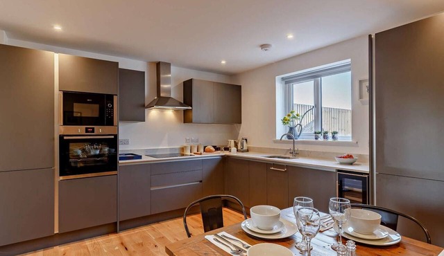 3 Bed in St. Austell (oc-t27271)