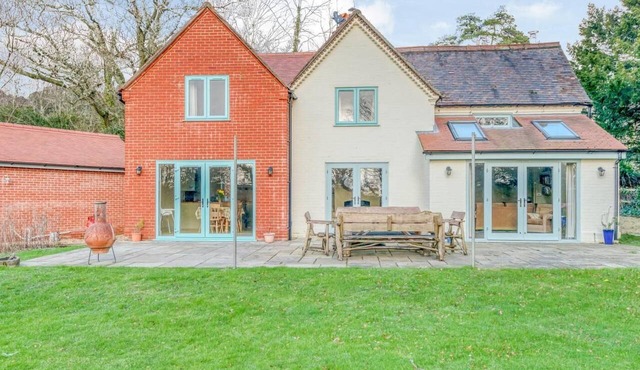 3 Bed in Wareham (oc-76648)