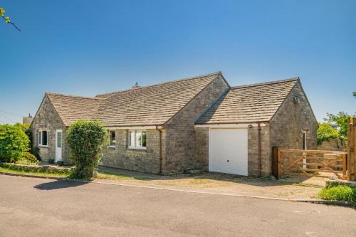 3 Bed in Worth Matravers oc-l31049