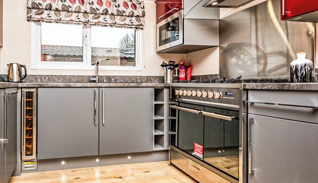 3 bedroom accommodation in Carnforth in Carnforth