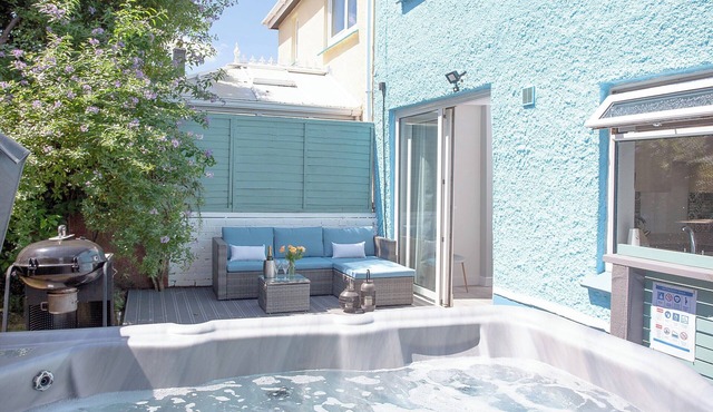 3 bedroom accommodation in Paignton