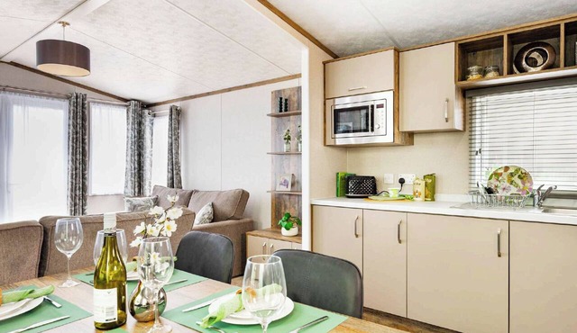 3 bedroom accommodation in Llandwrog, Caernarfon in Dinas