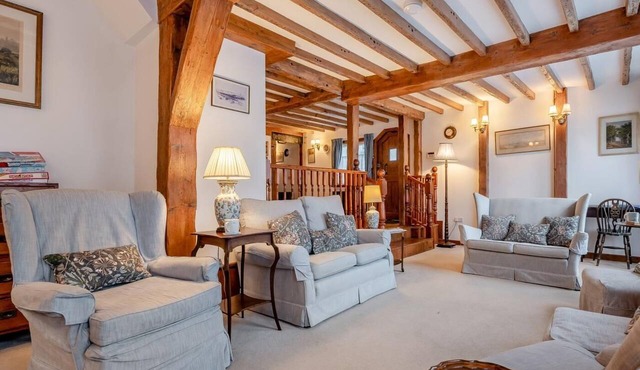 4 Bed in Eastbourne (oc-71297)