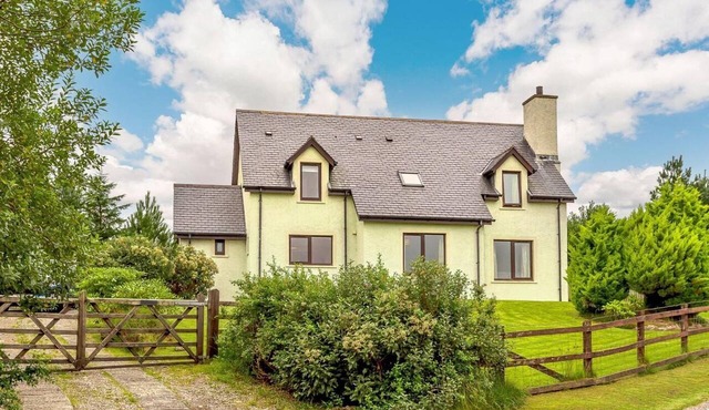 4 Bed in Gairloch (oc-ca390)