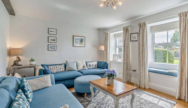 4 Bed in Grange -over- Sands (oc-lcc71)