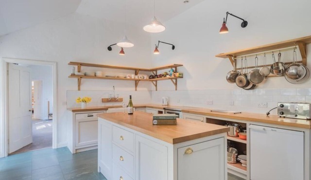 4 Bed in Grange (SZ526)