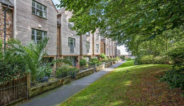 4 Bed in St. Austell (oc-41199)