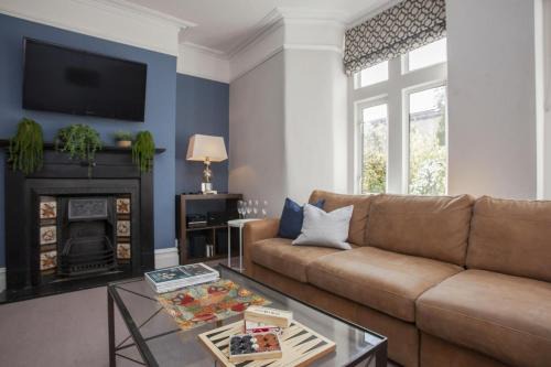 5 Bed in Bath oc-bhr41
