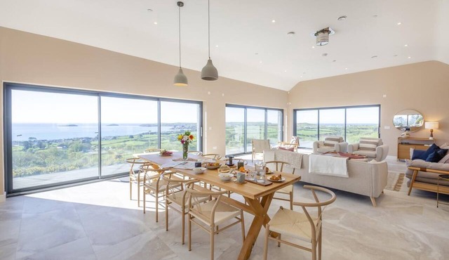 5 Bed in Mynytho (oc-t39070)