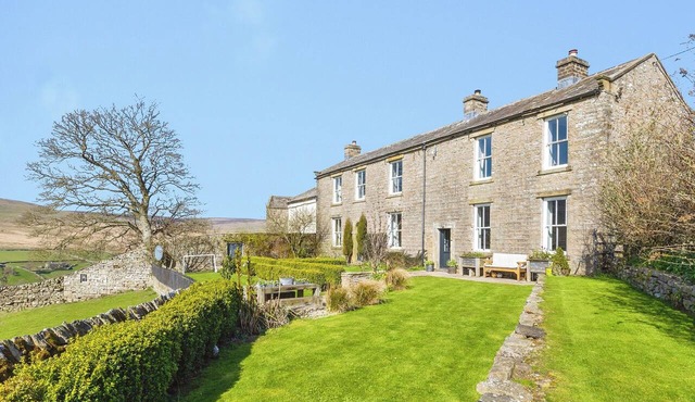 5 bedroom accommodation in Arkengarthdale, near Reeth