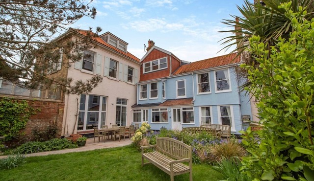 6 Bed in Southwold (oc-see)