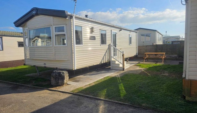 6 Berth caravan with direct beach access