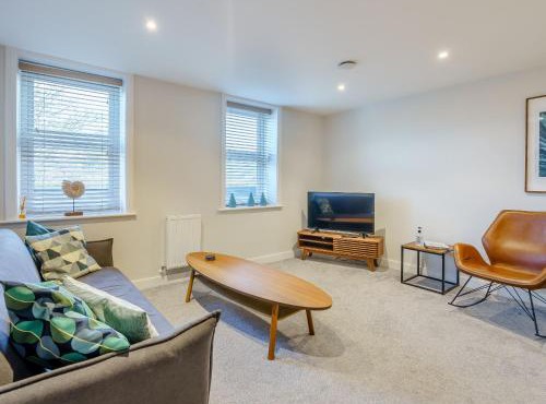 6 Eastgate -Uk34289