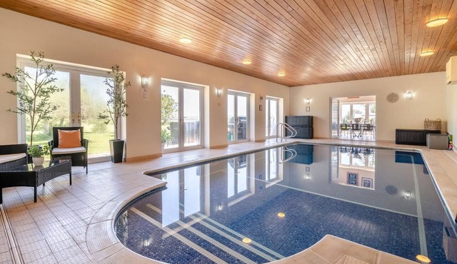 7 Bed in Awre (oc-b42471)