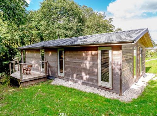 8 Streamside
