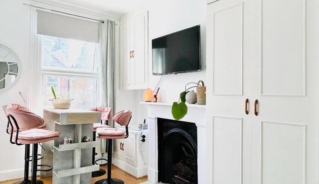 Apollo Hammersmith Studio in London