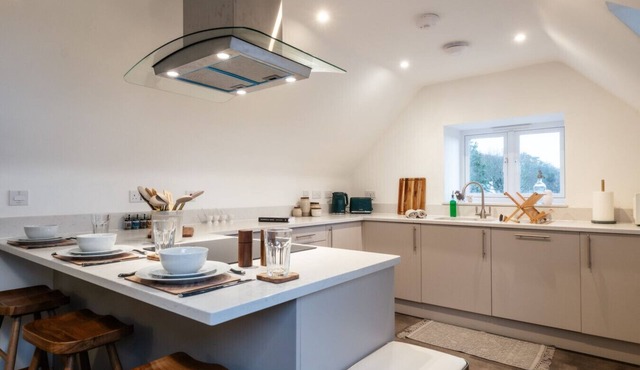 Beautiful 2 Bedroom Apartment in Malvern