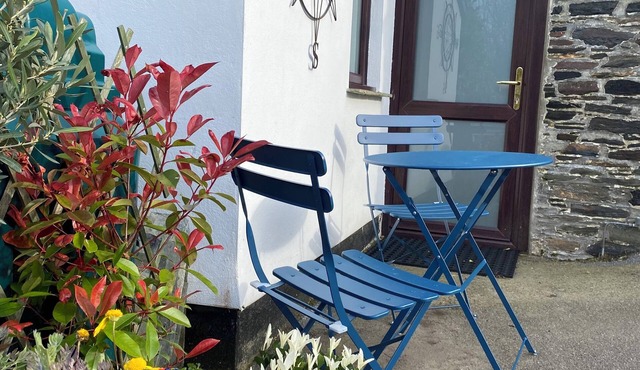Beautiful light & spacious Cottage at The Old Coach House, Boscastle, Cornwall.