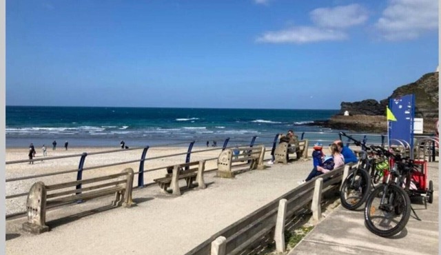 Beautiful Scenery - Cyclists & Walkers Dream Log Burner