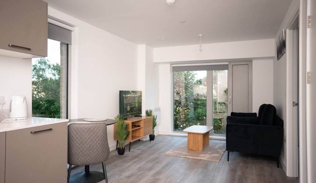 Beautifully designed 1 bedroom apartment in Eccles