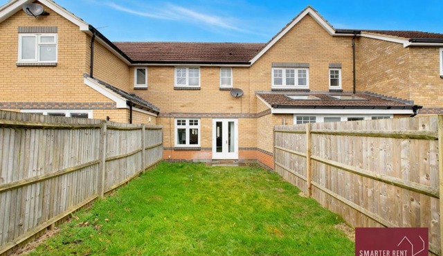 Bracknell - Garden Parking 2Bed